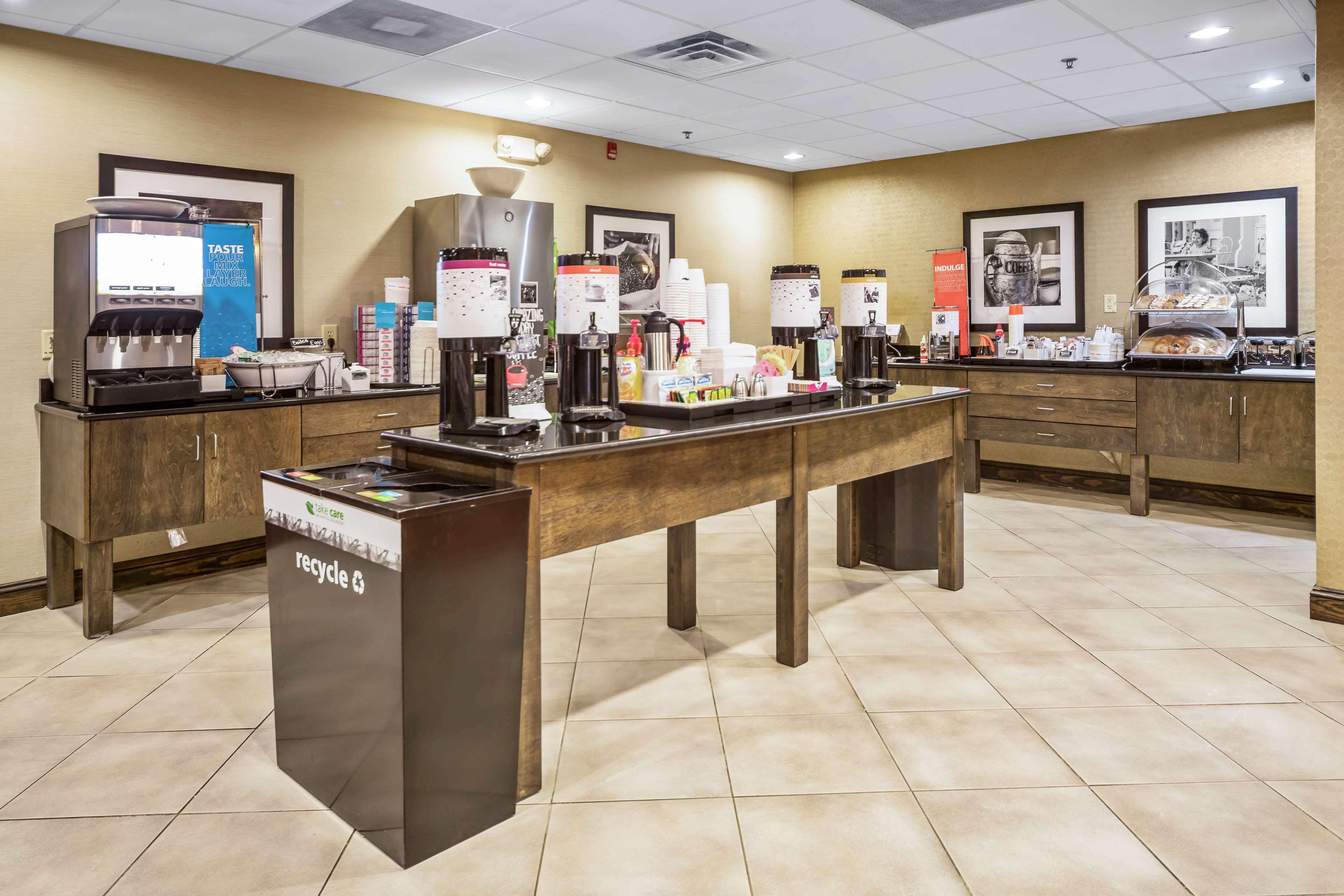 Hampton Inn Wilson Downtown Kültér fotó